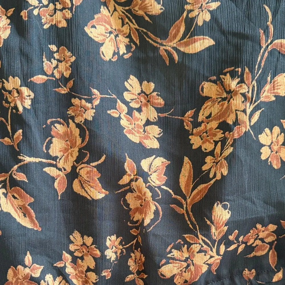 Vici Black and Brown Floral Blouse - Picture 8 of 8